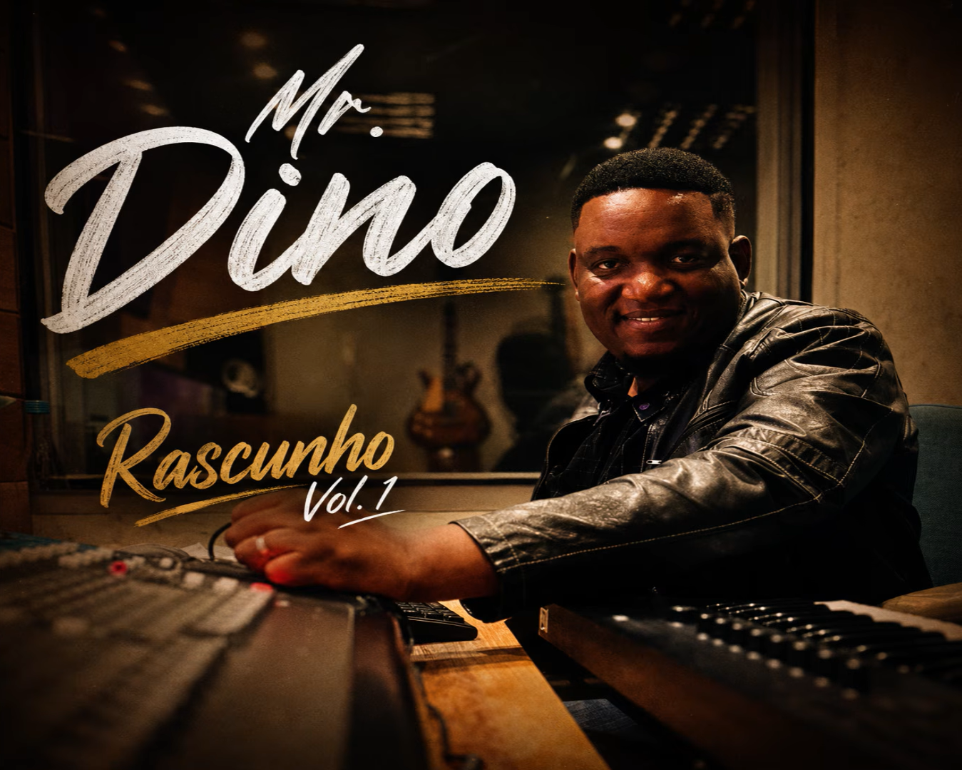 Mr. Dino Feat. Regulo, Dice, K9, Dygo Boy, Masta Boogle, F Kay, Teknik, Hernani, Sleam Nigga & LW - Comboio